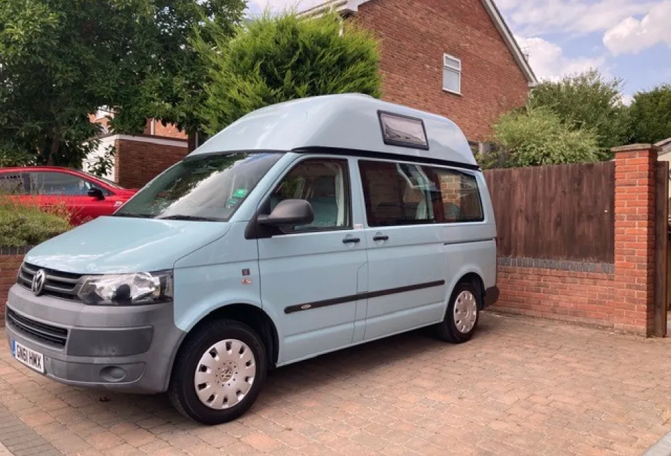 Bilbo Celex High Top 2.0 TDi 2012 on VWT5. 