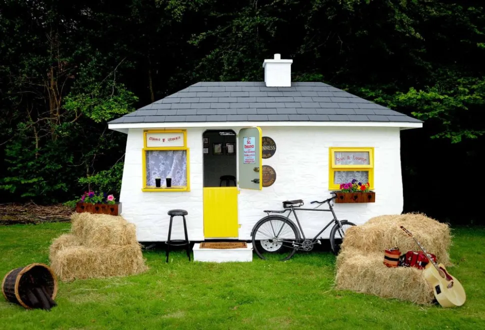 The Sheeban, a transformed caravan to a full Irish pub