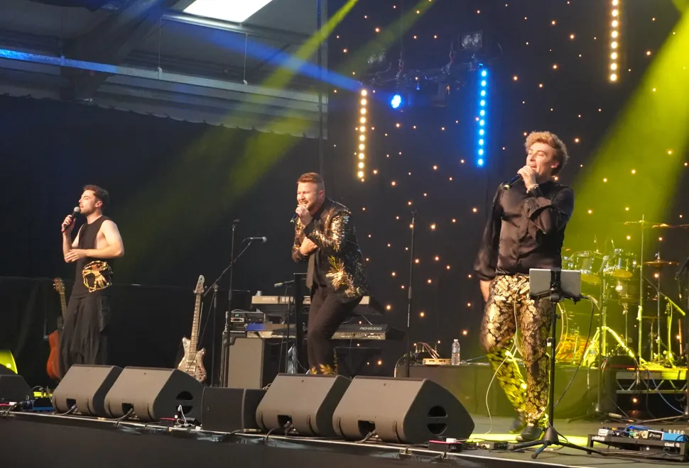 Great entertainment on show each night of your stay at the East Midlands