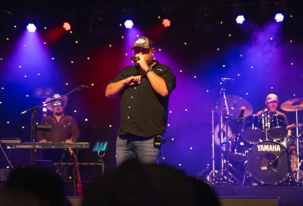 Live Country & Western entertainment at Malvern