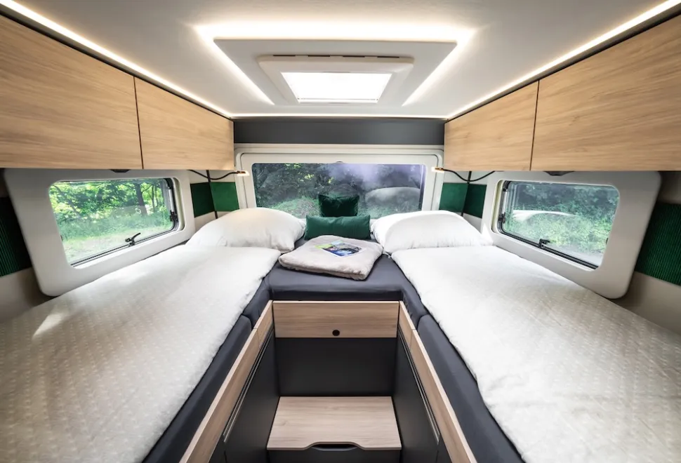 Single beds at the rear but with the panoramic rear window option: Frankia Noctra Cruiser 7.6L