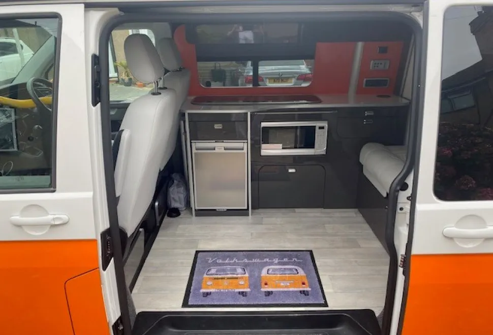 All Seasons VW T6 LWB 2021