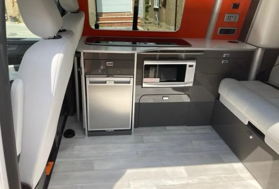 All Seasons VW T6 LWB 2021