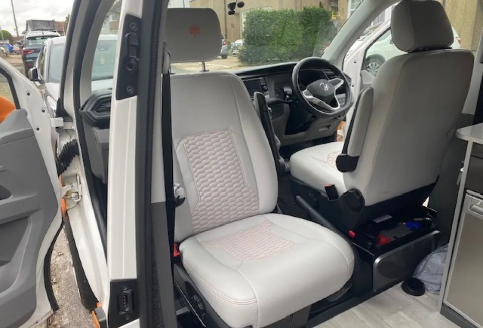 All Seasons VW T6 LWB 2021