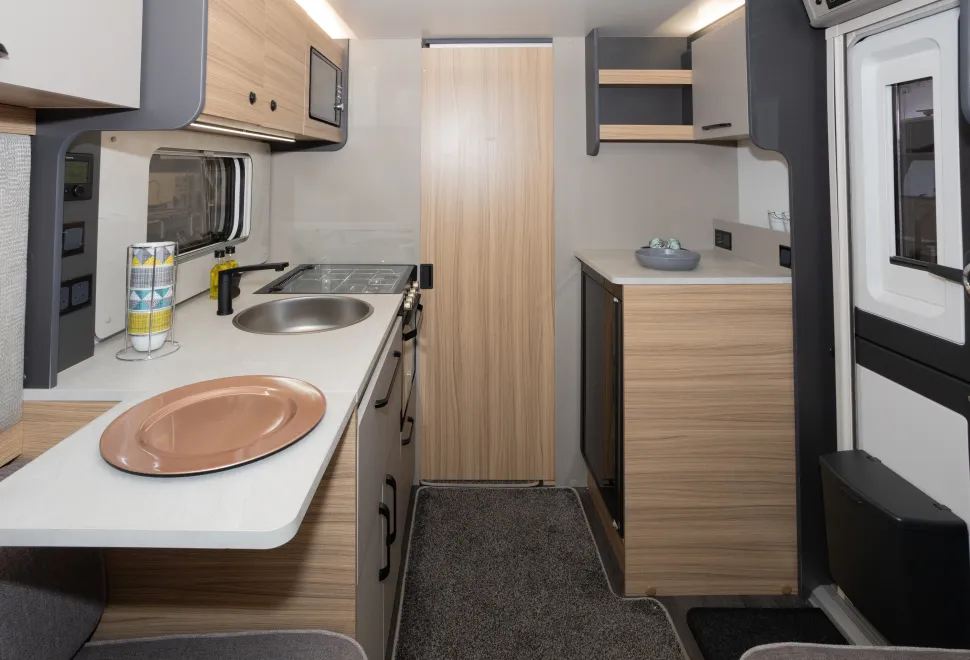 Bailey Phoenix Black 640 Kitchen leading to read bedroom