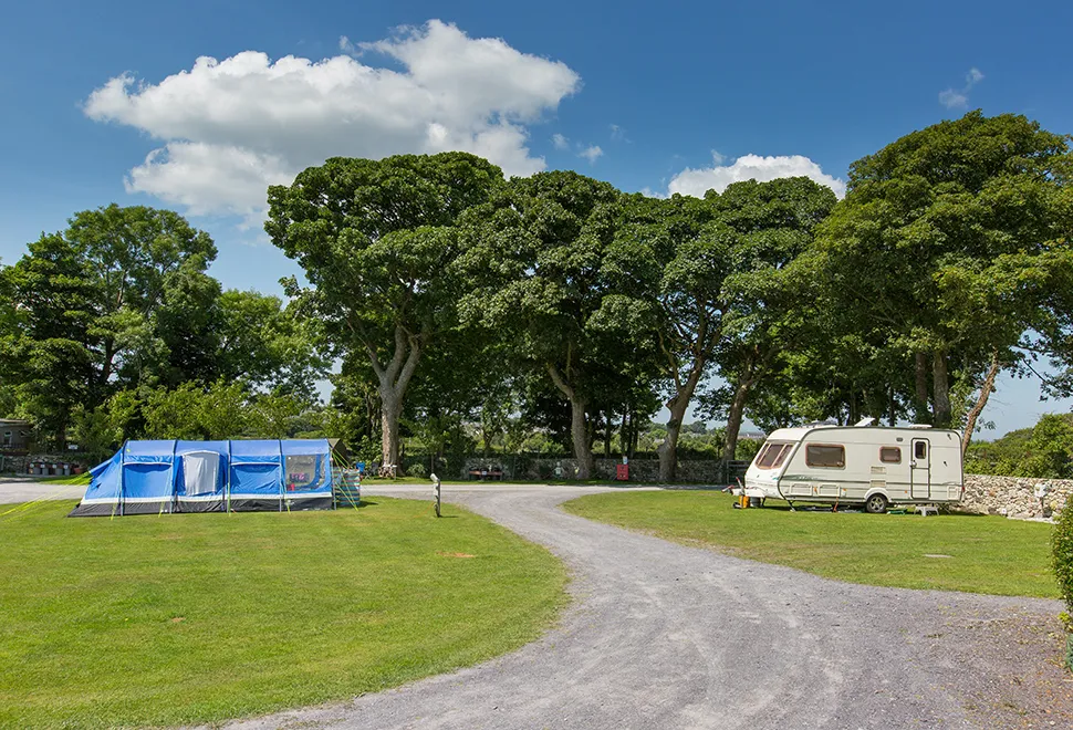 Llys Derwen