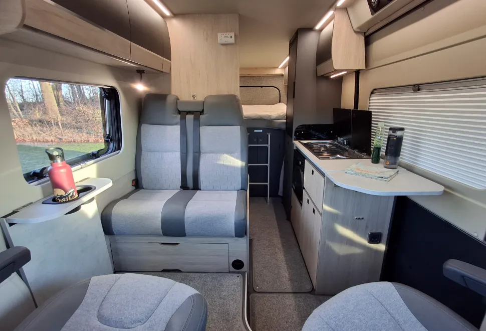 Auto-Trail Expedition 68 XL