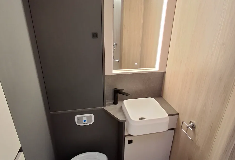 Auto-Trail F-Line F67