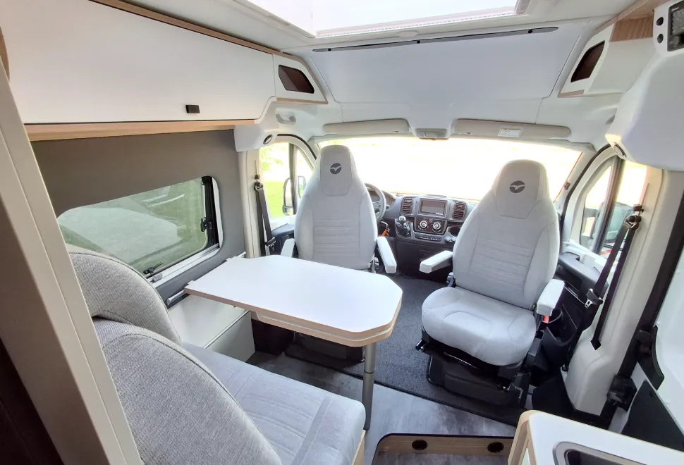 Pilote Vega V630S