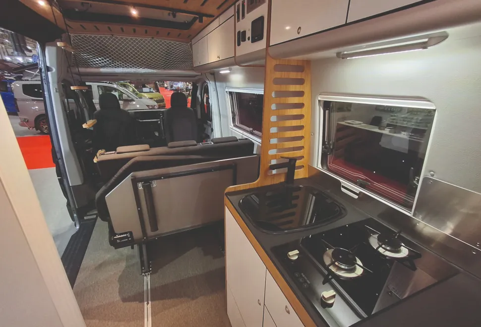 Inside the CMC HemBil Tour-Maxi