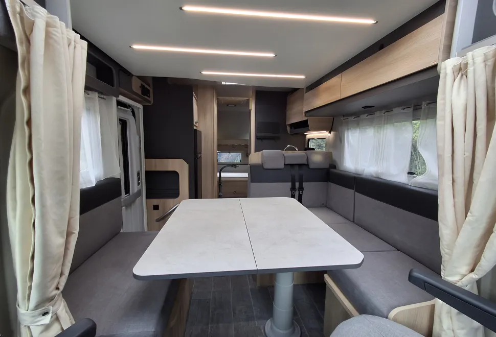 Inside the Itineo Cozi PS740