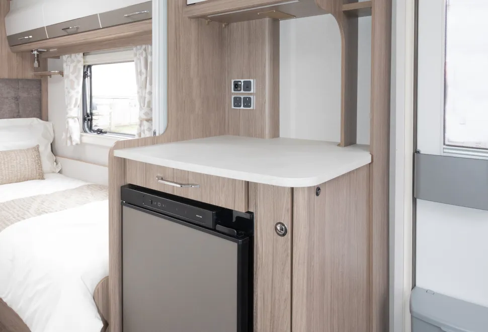 Coachman VIP 565 kitchen fridge
