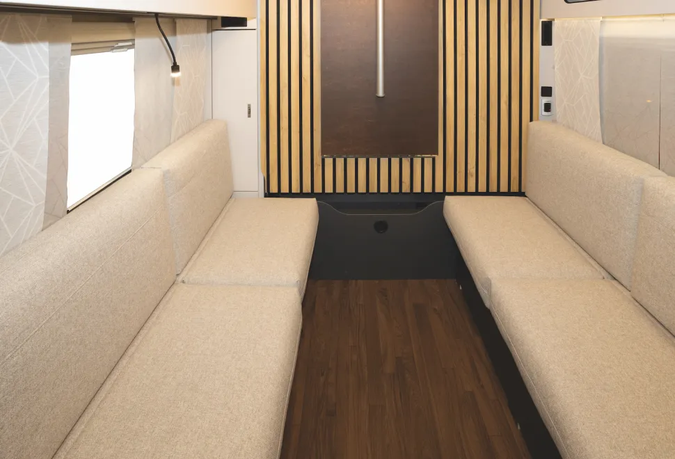 Knaus Yaseo 340PX lounge