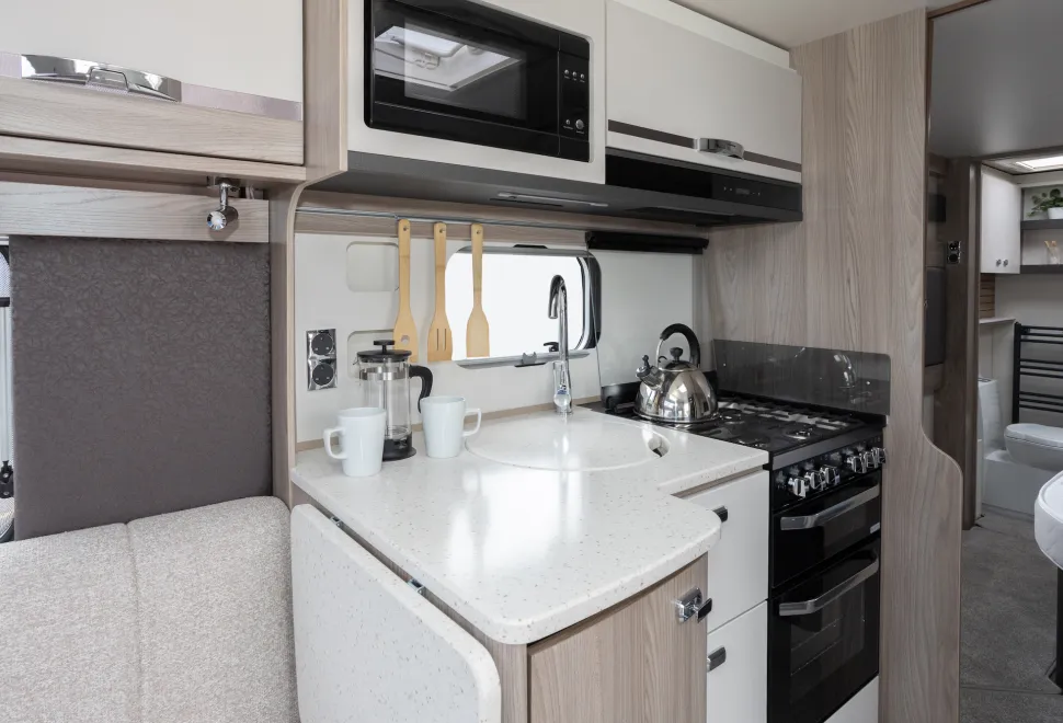 Swift Conqueror Grande 645 kitchen