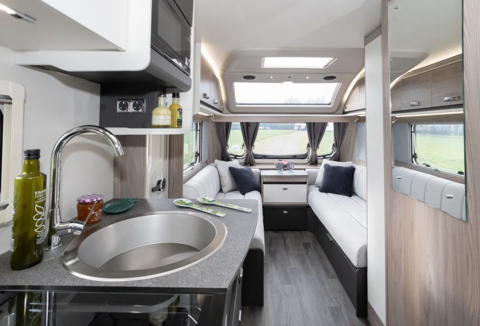 Swift Challenger 590 kitchen and lounge