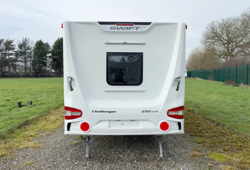 Swift Challenger 590 exterior