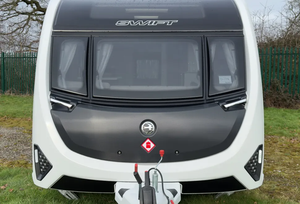 Exterior of the Swift Conqueror Grande 560L