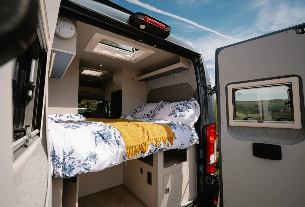 Orange Campers Trouvaille High Roof Option 3