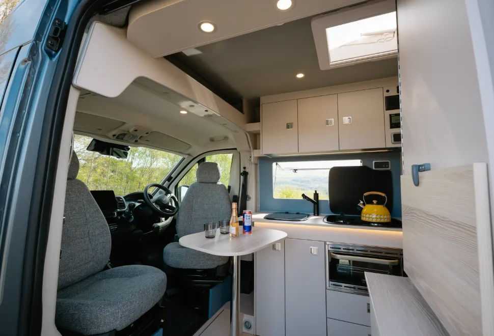 Orange Campers Trouvaille High Roof Option 3