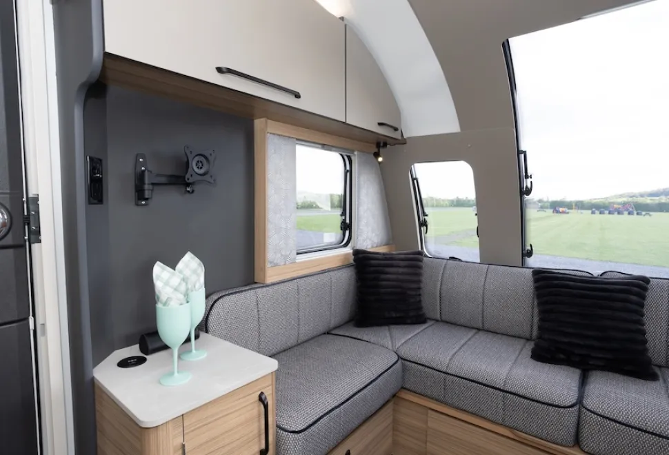 Bailey Pegasus Brindisi Black Edition 