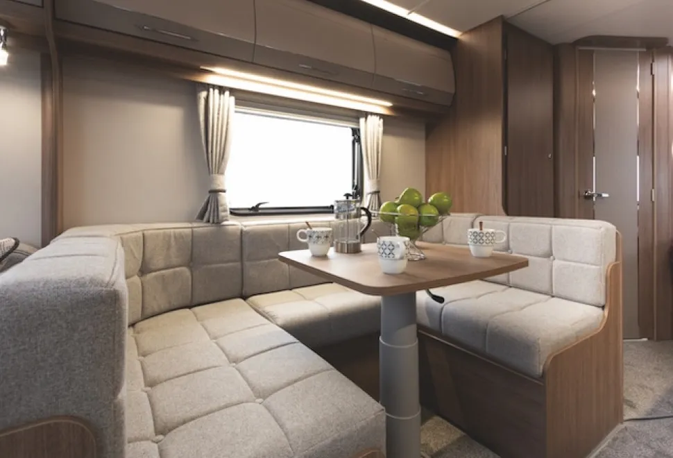 Coachman acadia 660
