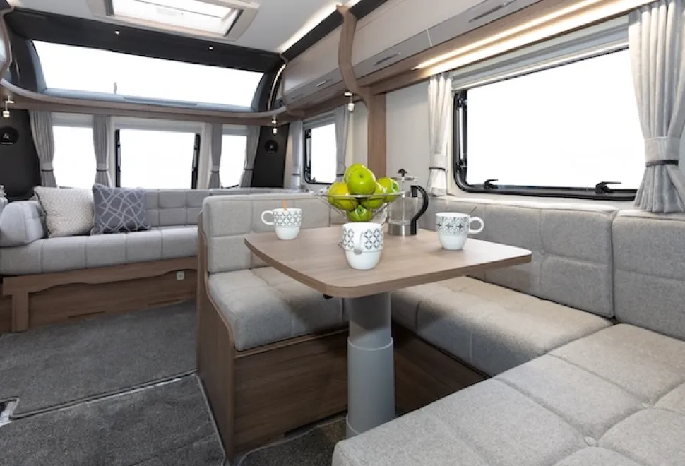 Coachman acadia 660
