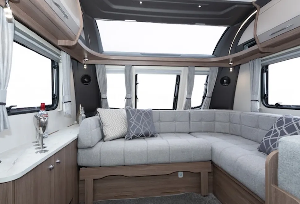 Coachman acadia 660