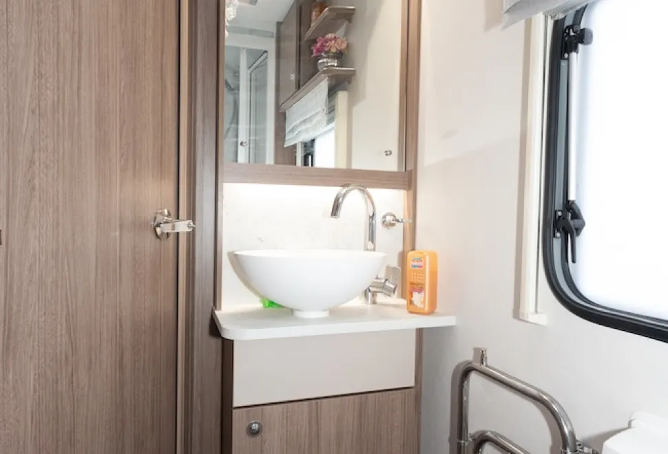 Coachman acadia 660