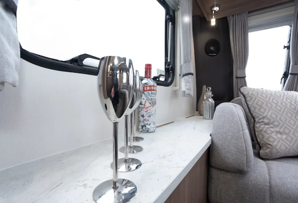 Coachman acadia 660