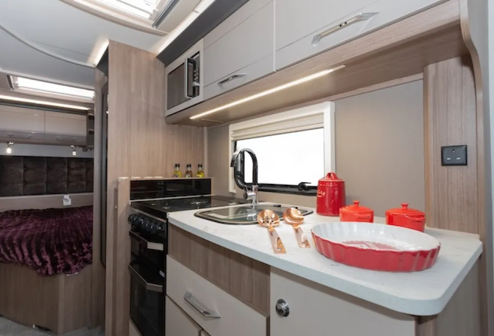 Coachman acadia 660