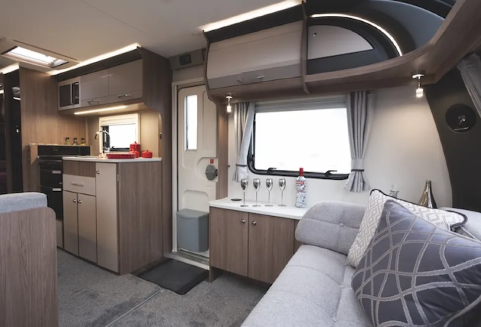 Coachman acadia 660