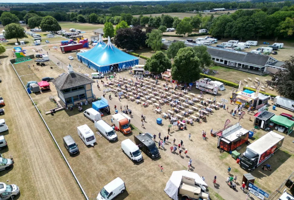 Warners Shows Drone Shot 
