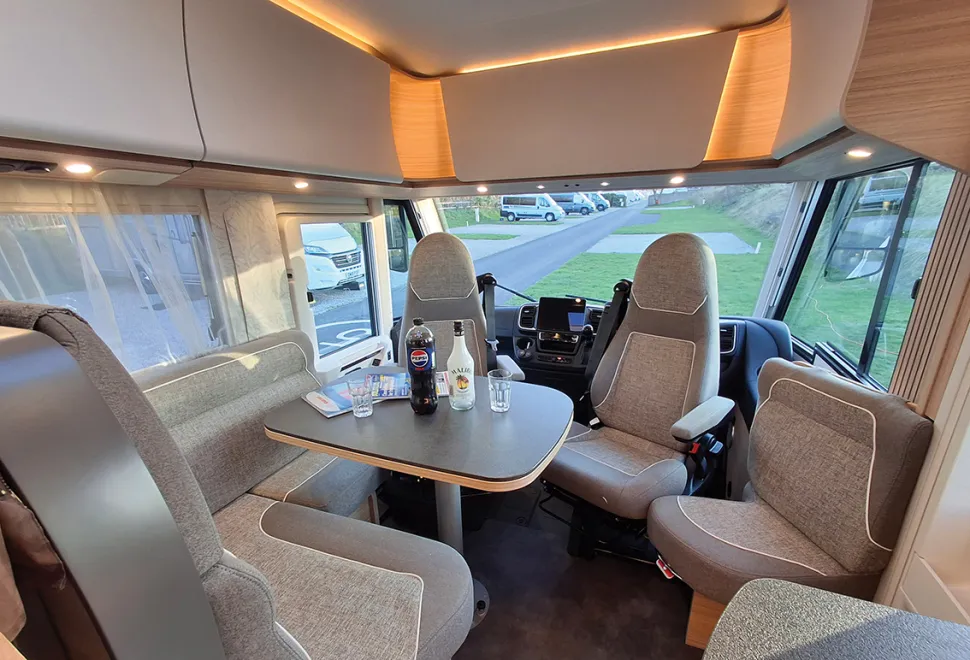 Malibu I441 showing the version without a drop-down bed in the cab