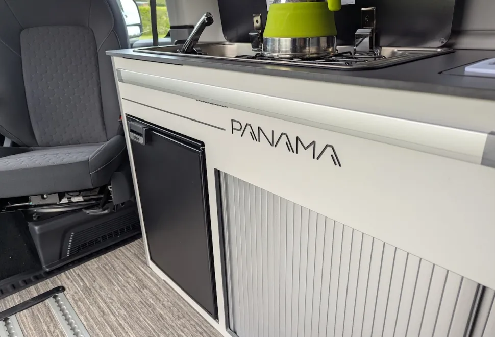 Panama P12+