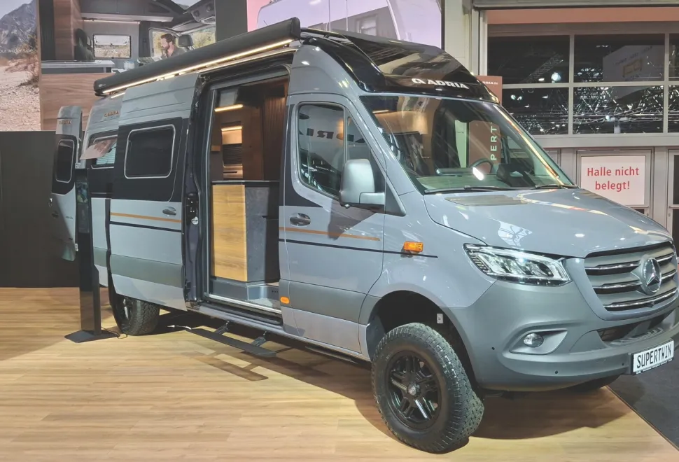 Adria Supertwin 700 SGX