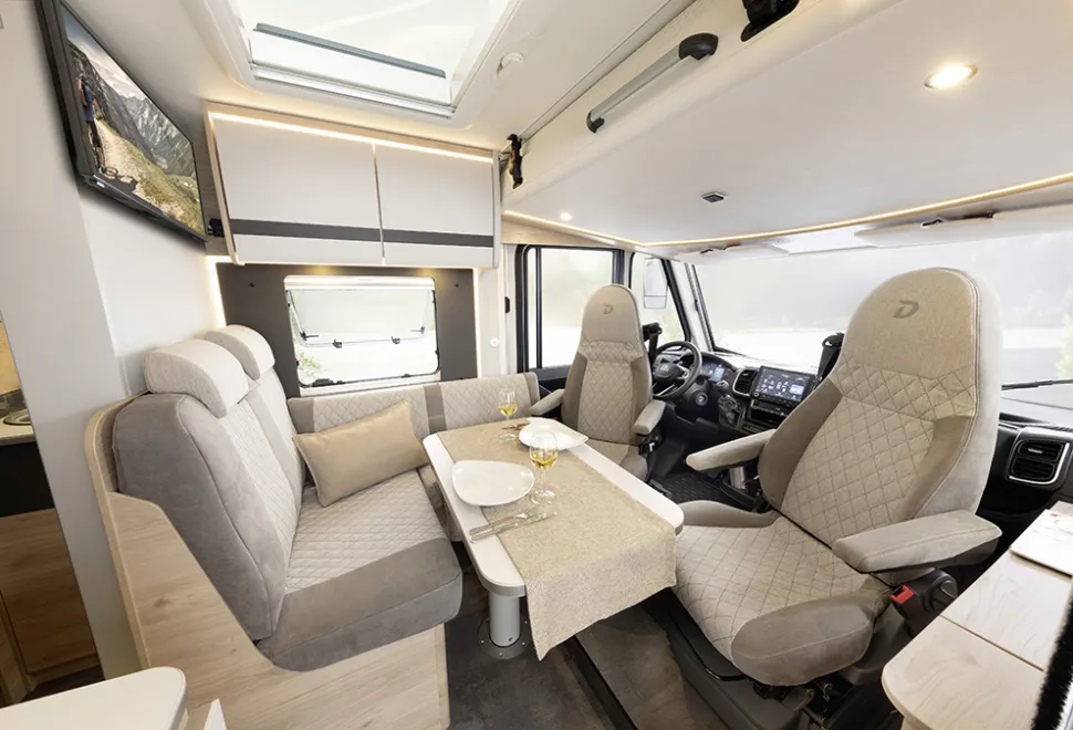 Dethleffs Globebus I 4 lounge