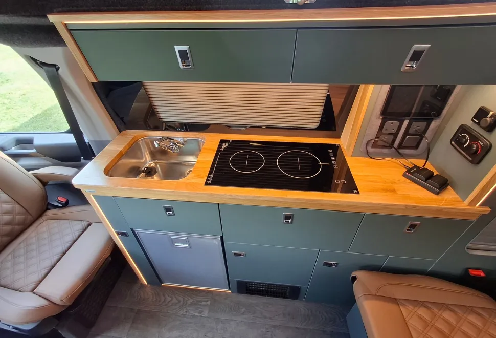Landseer Custom 2.0 Kitchen