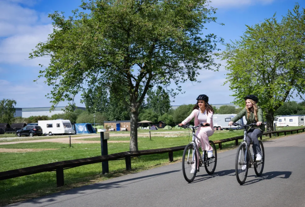 Lee Valley camping