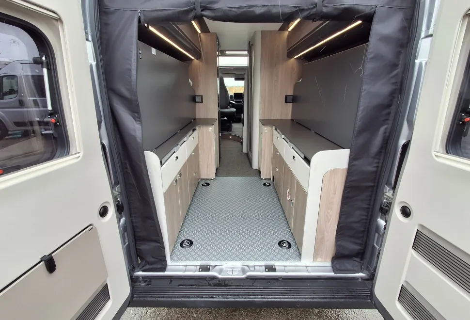 Swift Carrera 194 rear benches