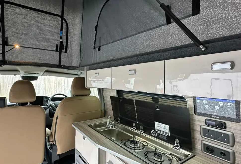 Volkswagen  Commerce Plus, T7 