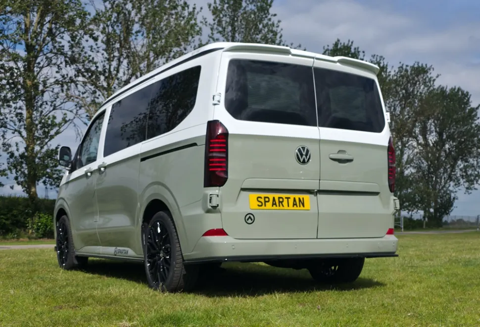 Volkswagen  Commerce Pro, T7 