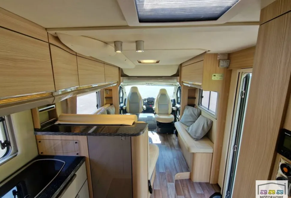 Burstner Ixeo IT 680G  2016