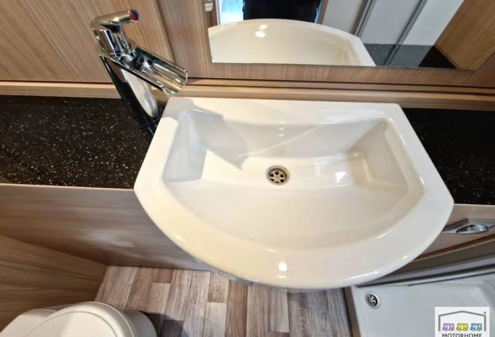 Burstner Ixeo IT 680G  2016
