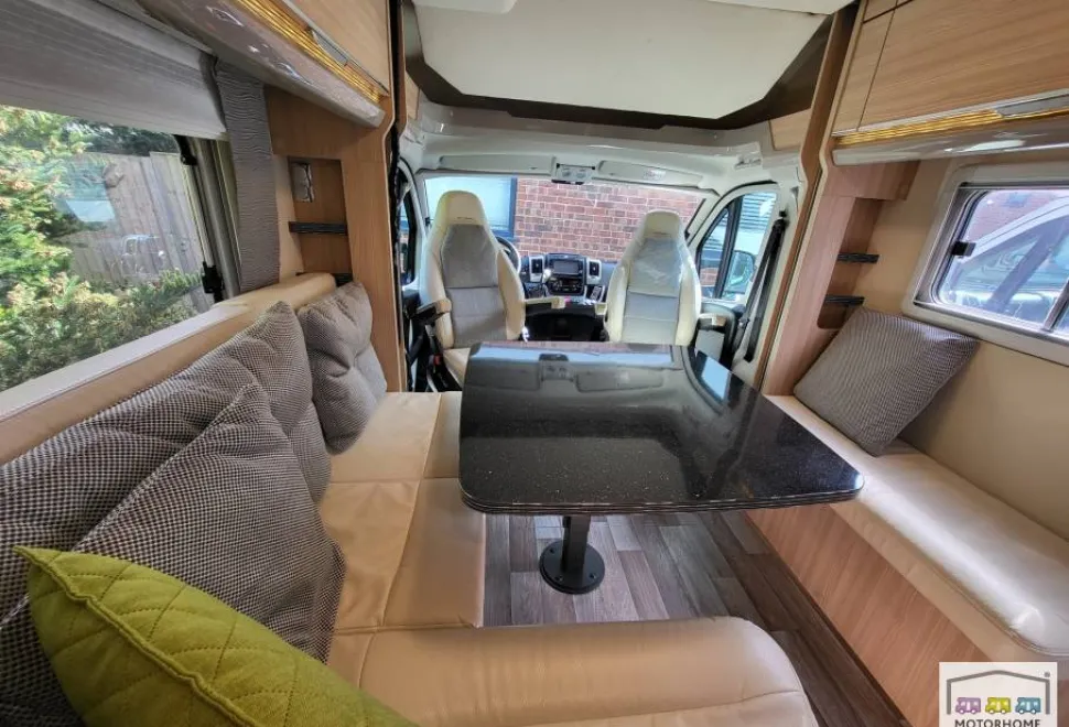 Burstner Ixeo IT 680G  2016