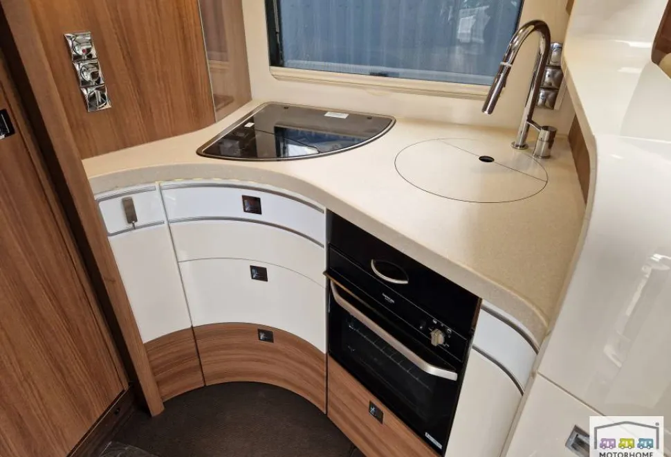 Carthago Chic E-Line 64 XL QB  2020