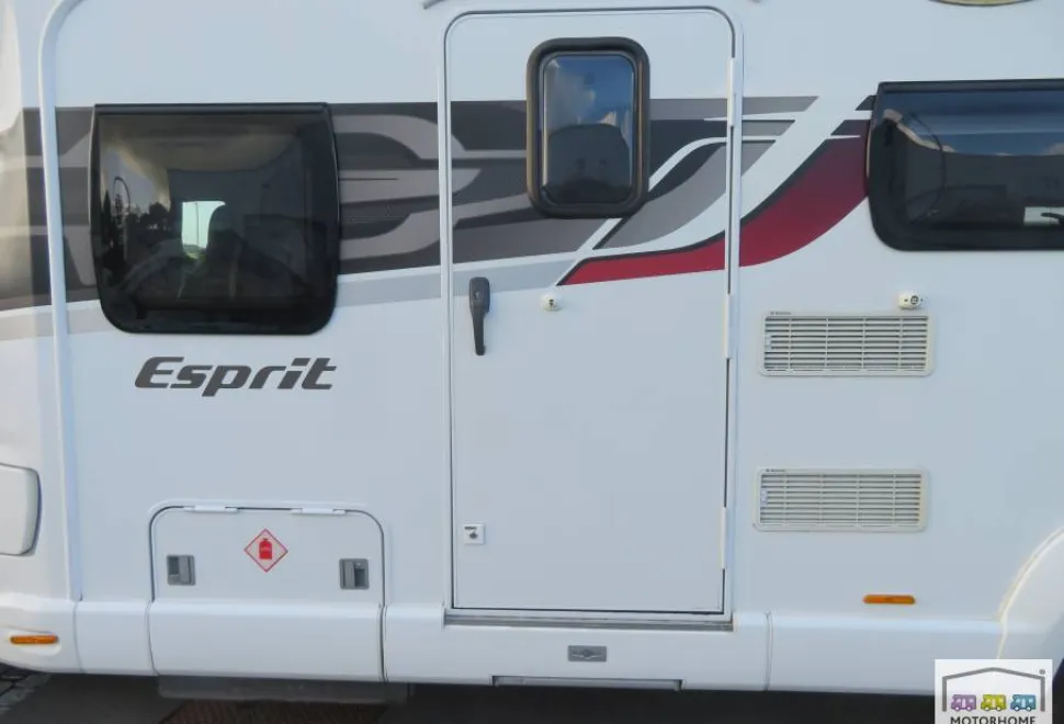 Swift Esprit 496 2015