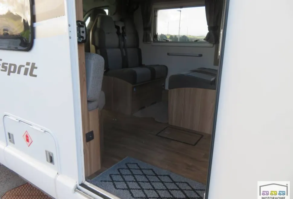 Swift Esprit 496 2015