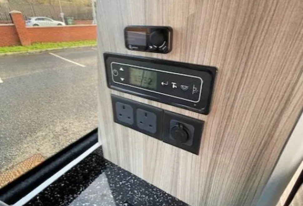 Volkswagen Transporter T28 2022