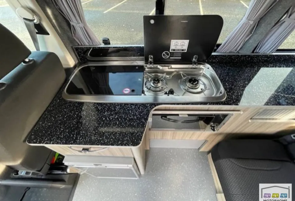 Volkswagen Transporter T28 2022
