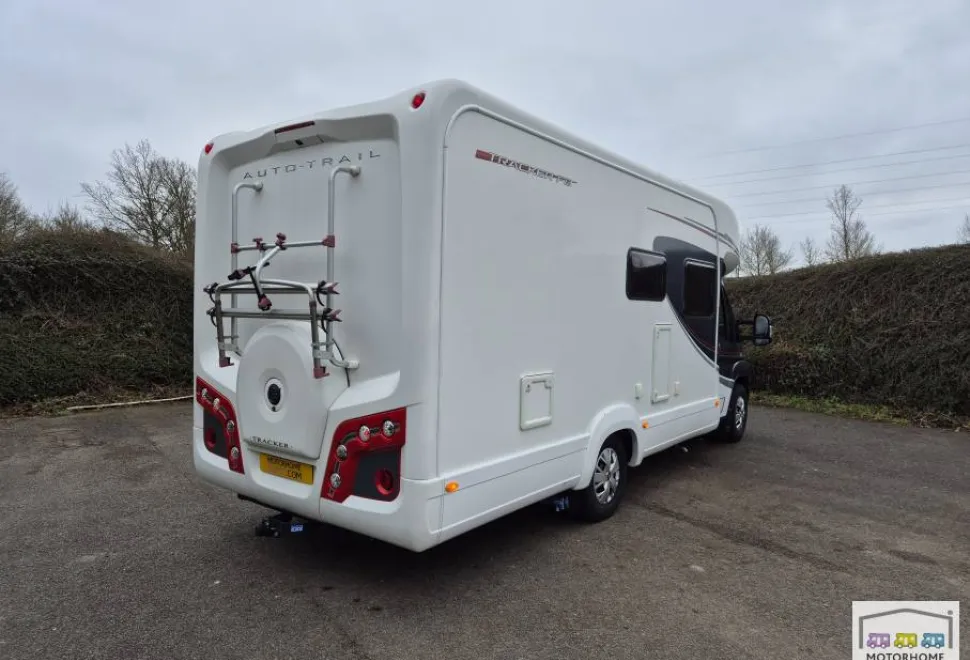 Auto-Trail Tracker FB 2015